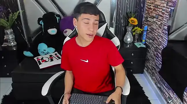 salvadorgomezx online show from 01.21.25