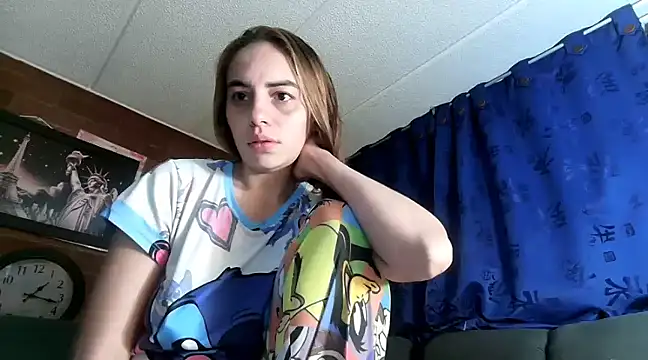 ValeriaLacrozee online show from 12.23.24