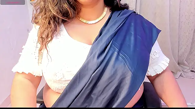 Gulabi Queen online show from 09.28.25