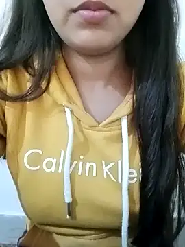 Arohi is Live online show from 01.27.25