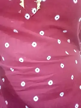 Arohi is Live online show from 02.12.25