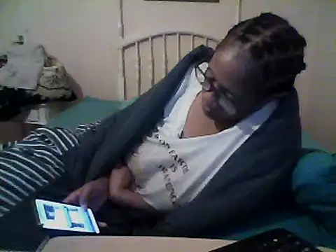 Snapshot of bustybillies chatting on 02.18.25 bustybillies online show from 02.18.25