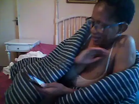 Snapshot of bustybillies chatting on 03.01.25 bustybillies online show from 03.01.25