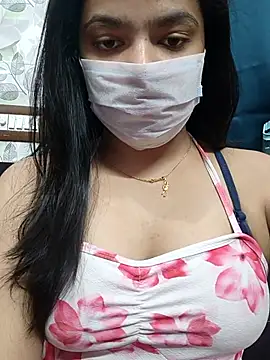 Myloveurvi online show from 10.24.25