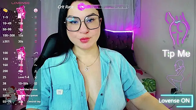 Snapshot of _curvy_latina chatting on 01.10.25 curvy latina online show from 01.10.25