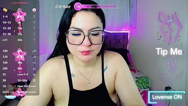 Snapshot of _curvy_latina chatting on 01.16.25 curvy latina online show from 01.16.25