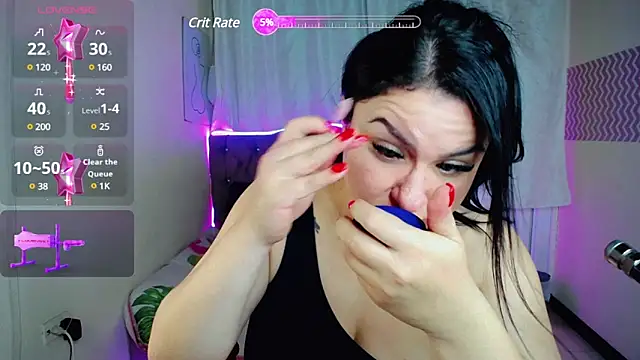 Snapshot of _curvy_latina chatting on 02.28.25 curvy latina online show from 02.28.25