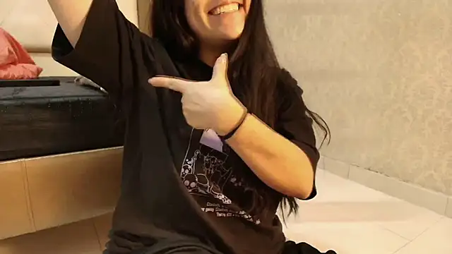 sofiaclauss online show from 10.24.25