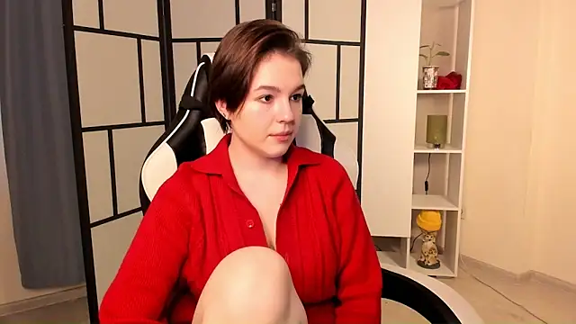 LynBrow online show from 01.19.25