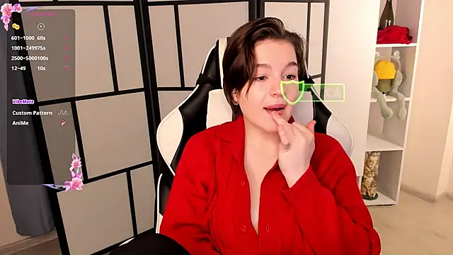 LynBrow online show from 01.26.25