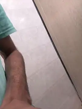 Snapshot of SinfulSensation chatting on 02.01.25 SinfulSensation online show from 02.01.25