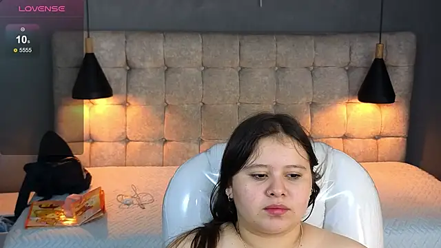 Laia and Aloby online show from 10.07.25