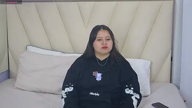 Laia and Aloby online show from 02.03.26