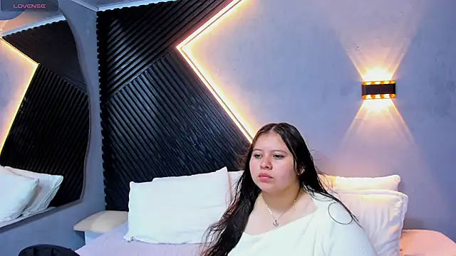 Laia and Aloby online show from 07.18.26