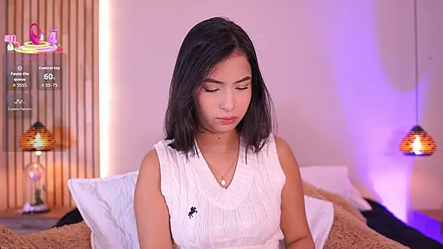 Snapshot of _SofiaCortez_ chatting on 09.20.25 SofiaCortez online show from 09.20.25