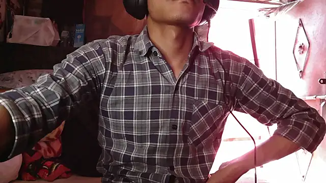 Dreamdaze2025 online show from 04.12.26