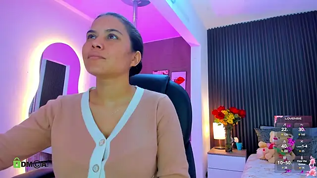 natasha  jackson online show from 04.17.26