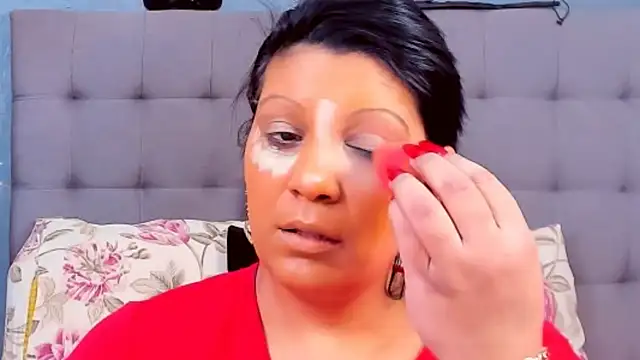 AmyCubes online show from 02.19.25