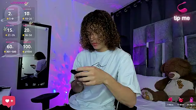 All3ssandr0 online show from 12.21.24