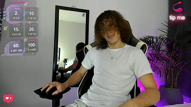 All3ssandr0 online show from 12.22.24