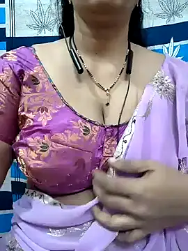 Snapshot of bhuvana555 chatting on 12.14.24 bhuvana555 online show from 12.14.24
