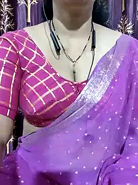 Snapshot of bhuvana555 chatting on 01.06.25 bhuvana555 online show from 01.06.25