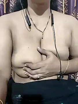 Snapshot of bhuvana555 chatting on 01.20.25 bhuvana555 online show from 01.20.25
