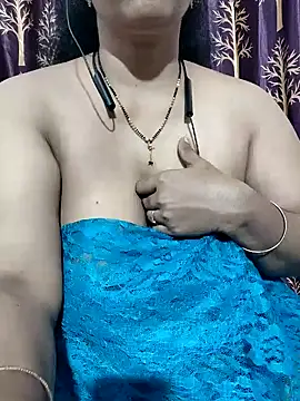 Snapshot of bhuvana555 chatting on 01.23.25 bhuvana555 online show from 01.23.25