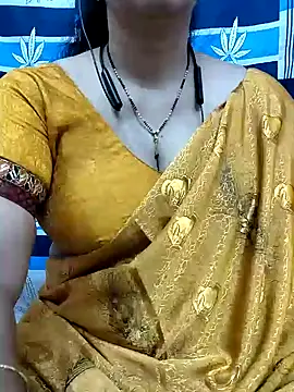 Snapshot of bhuvana555 chatting on 02.04.25 bhuvana555 online show from 02.04.25