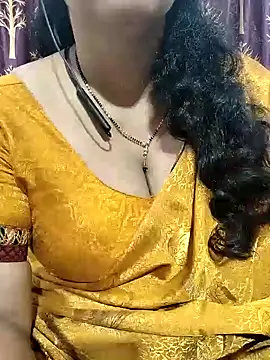 Snapshot of bhuvana555 chatting on 02.06.25 bhuvana555 online show from 02.06.25