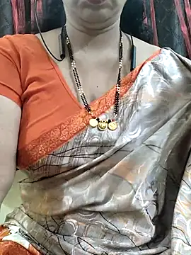 Snapshot of bhuvana555 chatting on 09.22.25 bhuvana555 online show from 09.22.25