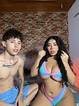 Snapshot of G_Poseidon_y_Cloe chatting on 10.24.25 G Poseidon y Cloe online show from 10.24.25