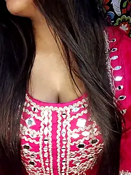 Sreya213 online show from 02.26.26