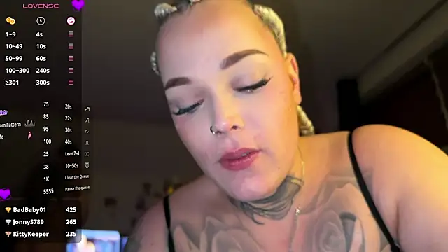 Snapshot of elina_may chatting on 02.28.25 elina may online show from 02.28.25