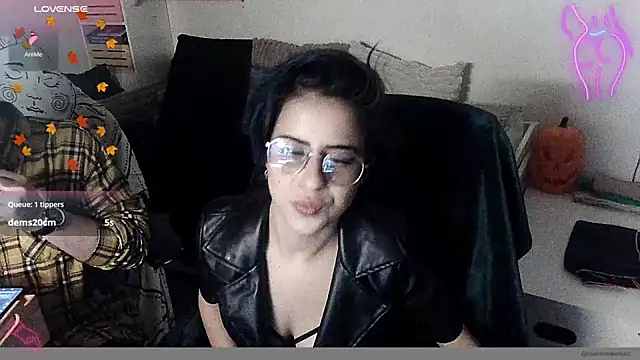 LisandreLaVenale online show from 12.04.24