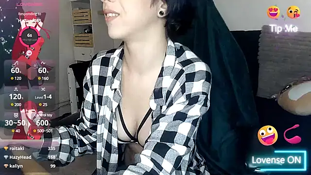 LisandreLaVenale online show from 01.06.25