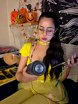 LisandreLaVenale online show from 10.08.25