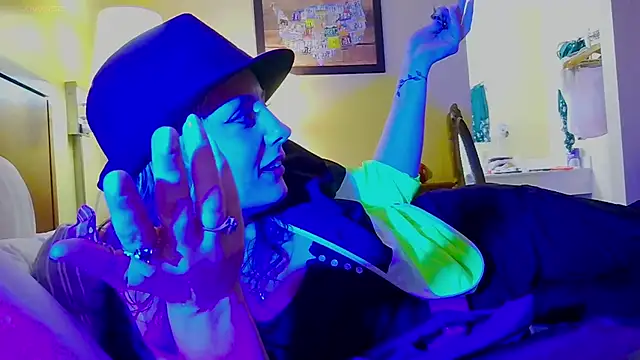 SkarlettRose96 online show from 03.08.26