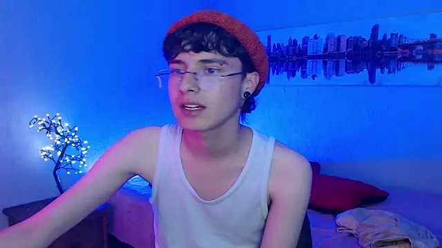 Snapshot of Jeam_hot chatting on 12.07.24 Jeam hot online show from 12.07.24
