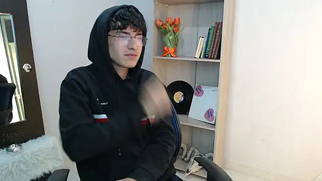 Snapshot of Jeam_hot chatting on 01.03.25 Jeam hot online show from 01.03.25