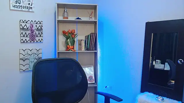 Snapshot of Jeam_hot chatting on 01.17.25 Jeam hot online show from 01.17.25