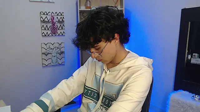 Snapshot of Jeam_hot chatting on 01.18.25 Jeam hot online show from 01.18.25