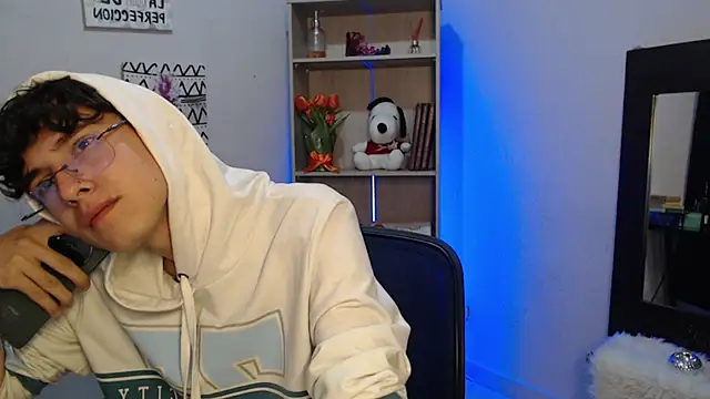 Snapshot of Jeam_hot chatting on 01.28.25 Jeam hot online show from 01.28.25