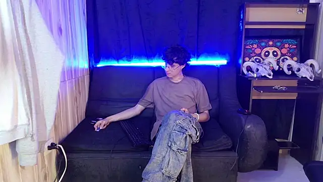 Snapshot of Jeam_hot chatting on 02.14.25 Jeam hot online show from 02.14.25