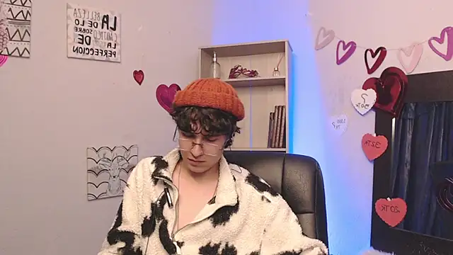 Snapshot of Jeam_hot chatting on 03.04.25 Jeam hot online show from 03.04.25