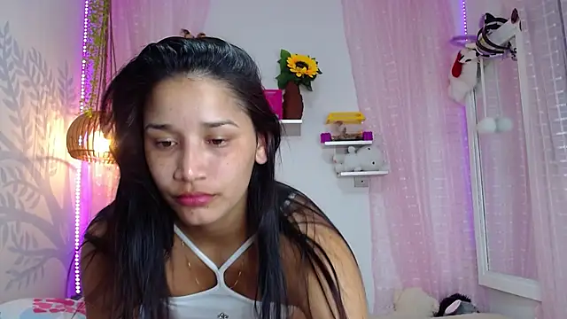 Alison Wiley online show from 11.08.25