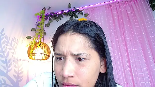 Alison Wiley online show from 04.18.26