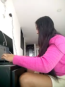 Snapshot of SweetFortuner chatting on 11.05.25 SweetFortuner online show from 11.05.25