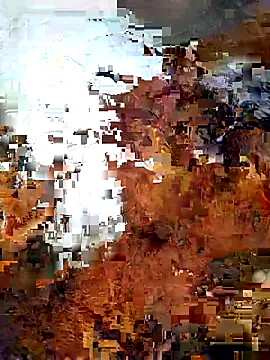 Snapshot of lucylovles chatting on 12.04.25 lucylovles online show from 12.04.25