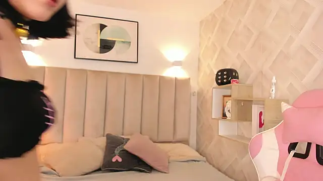 Haru Bonny online show from 04.20.26